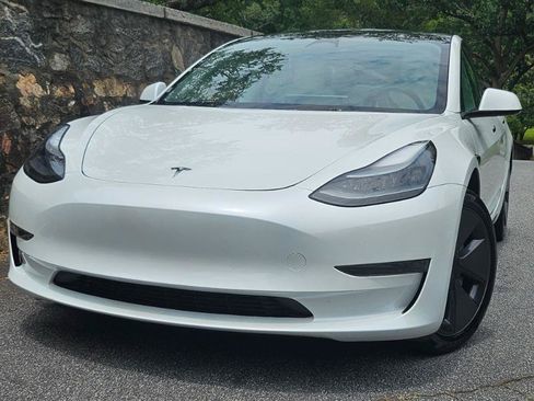 Used 2023 Tesla Model 3 Standard Range RWD image 70