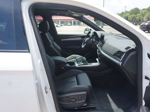 Used 2025 Audi Q5 2.0T Premium AWD/4WD image 17