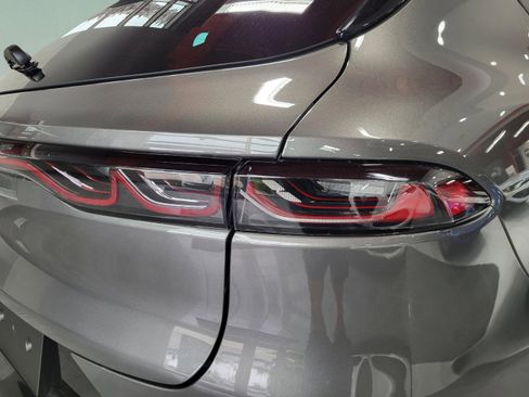 New 2025 Alfa Romeo Tonale w/ Premium Package image 18