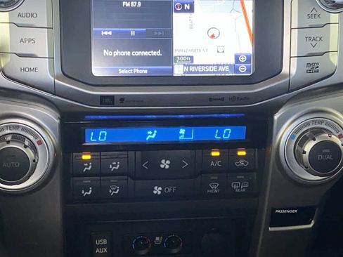 Used 2018 Toyota 4Runner Limited AWD/4WD image 19