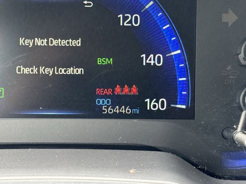 Used 2022 Toyota Corolla LE image 20