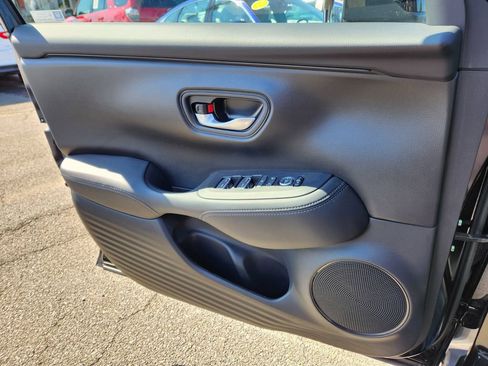 Certified 2026 Honda HR-V EX-L image 24