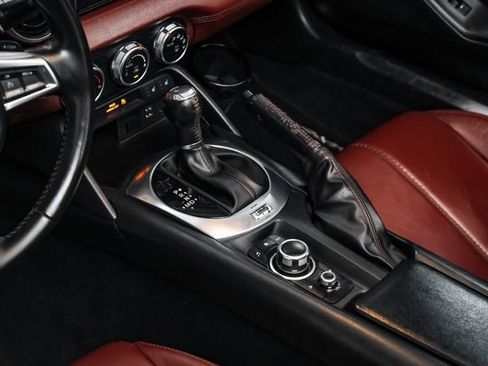 Used 2017 MAZDA MX-5 Miata RF Grand Touring image 28