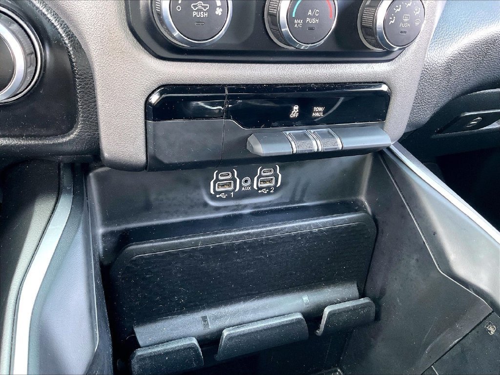 Used 2024 RAM 1500 Big Horn AWD/4WD image 31