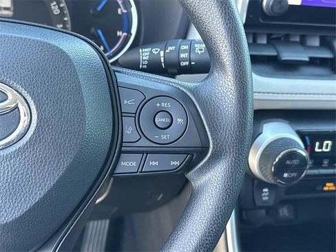 Used 2023 Toyota RAV4 XLE image 27