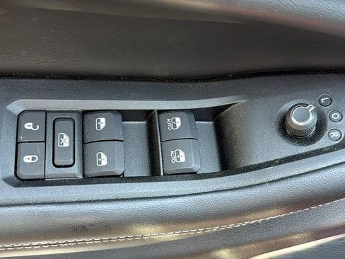 New 2026 Jeep Grand Cherokee L Limited image 17