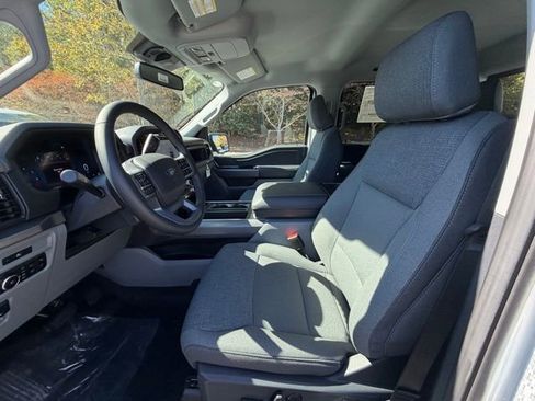 New 2025 Ford F150 XLT w/ Equipment Group 302A MID image 15