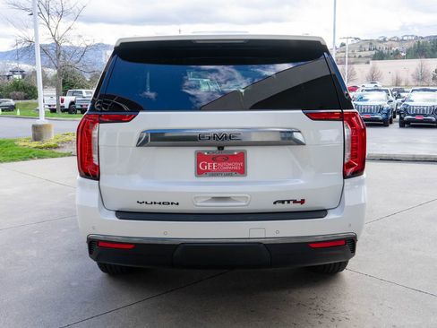 Used 2024 GMC Yukon AT4 w/ Technology Package image 6