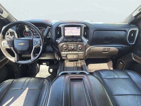 Used 2020 Chevrolet Silverado 2500 High Country w/ Technology Package AWD/4WD image 14