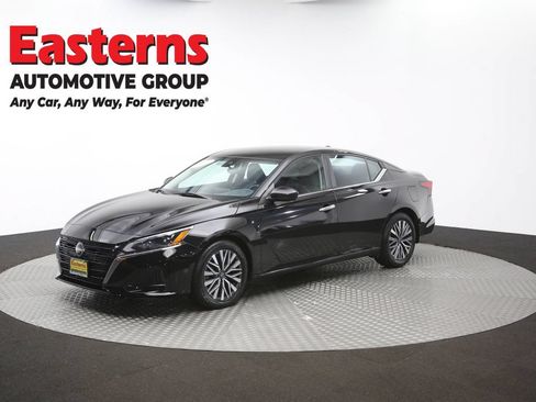 Used 2023 Nissan Altima 2.5 SV FWD image 56