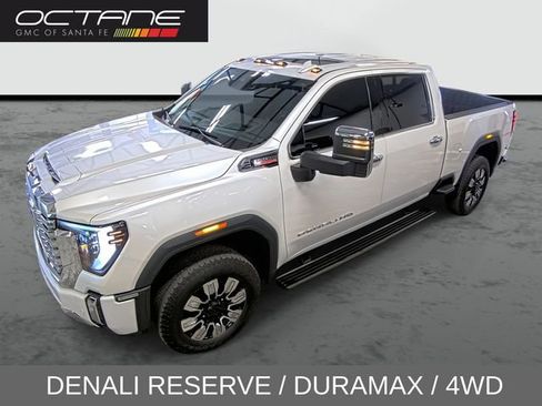 Used 2024 GMC Sierra 2500 Denali w/ Denali Reserve Package AWD/4WD image 1
