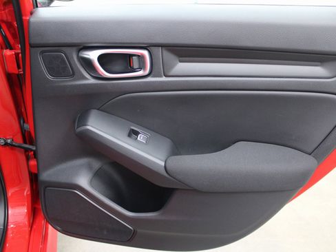 Used 2023 Honda Civic Sport image 23