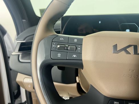 New 2026 Kia EV9 GT-Line AWD/4WD image 18