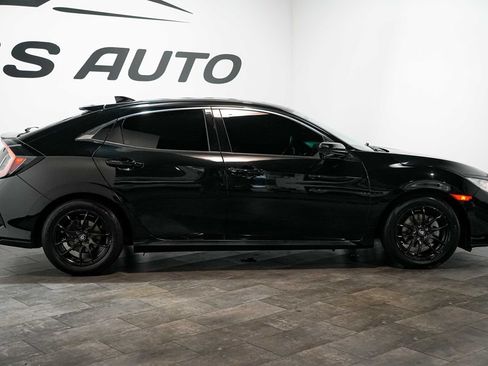 Used 2018 Honda Civic EX image 7