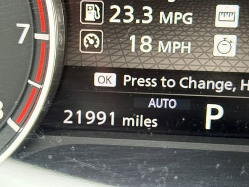 Used 2021 Nissan Rogue SL w/ Premium Package image 18