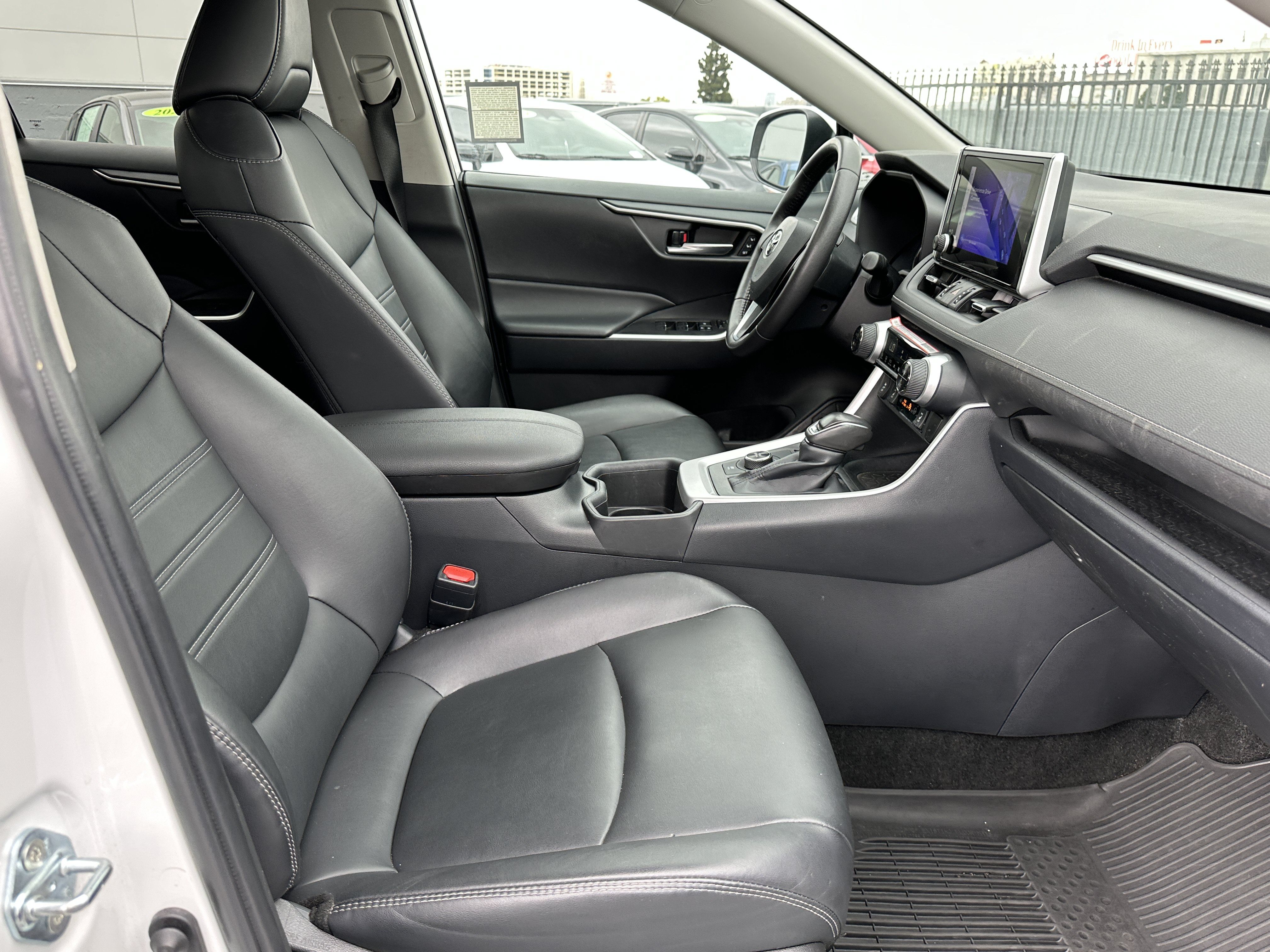 Used 2025 Toyota RAV4 XLE Premium AWD/4WD image 16