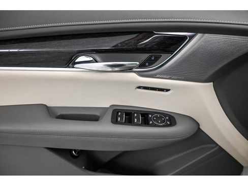Used 2020 Cadillac XT6 Premium Luxury AWD/4WD image 10