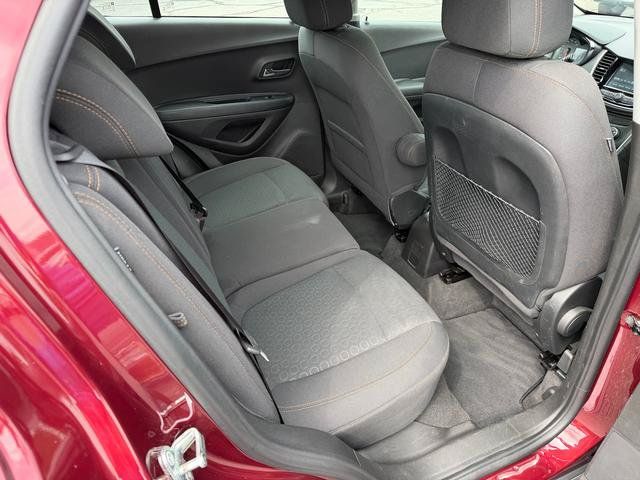 Used 2017 Chevrolet Trax LS FWD image 11