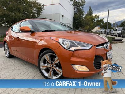 Used 2012 Hyundai Veloster w/ Style Pkg