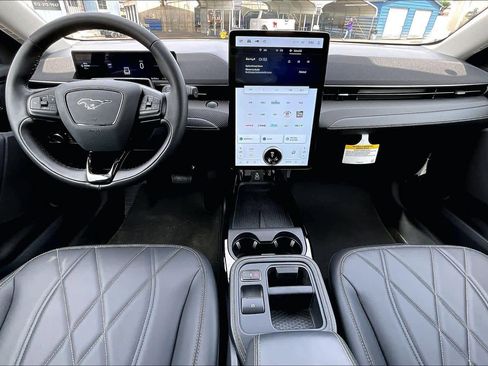 Used 2025 Ford Mustang Mach-E Select w/ Comfort Package Lite image 19