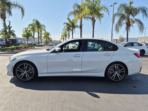 Used 2023 BMW 330i Sedan w/ M Sport Package RWD image 7