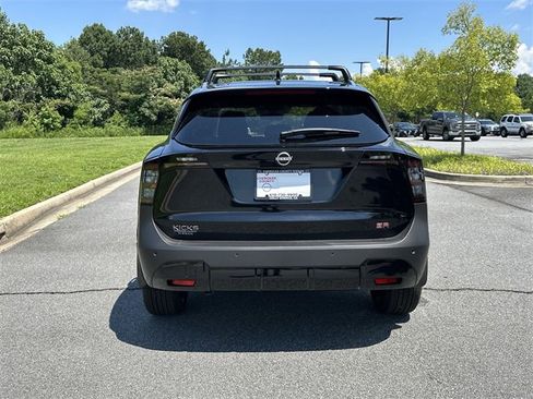 New 2025 Nissan Kicks SR image 7