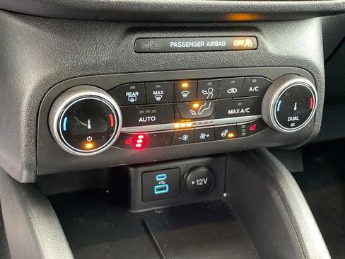 Used 2023 Ford Escape Active image 12