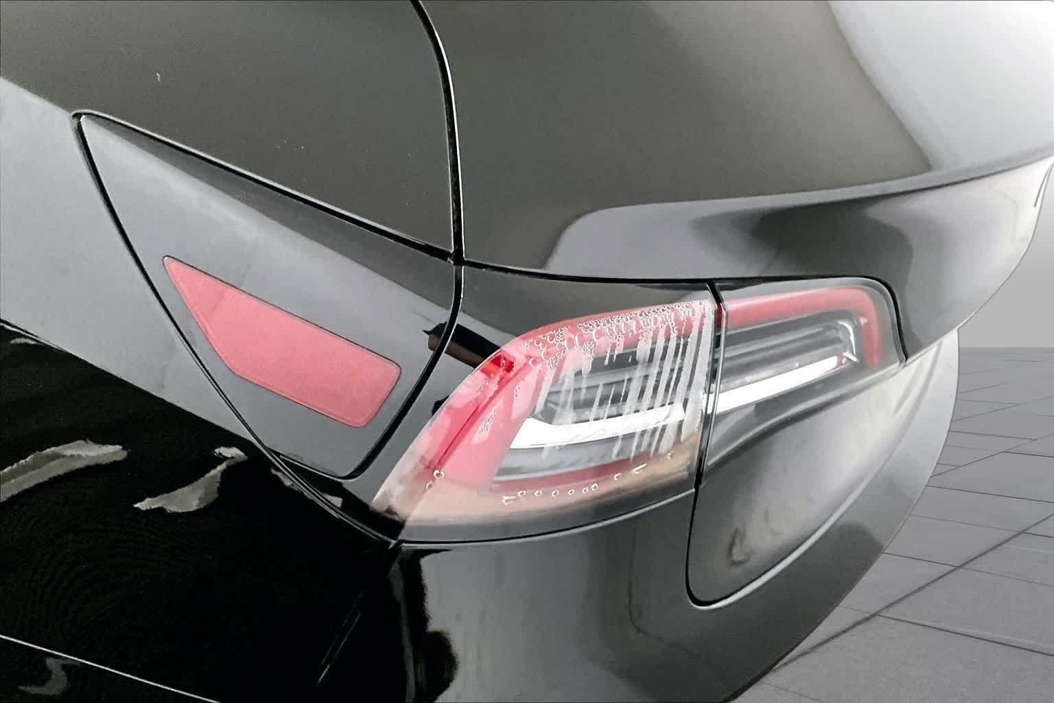 Used 2021 Tesla Model 3 Long Range AWD/4WD image 26