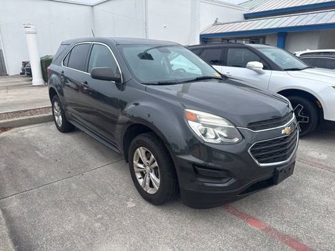 Used 2017 Chevrolet Equinox LS image 1