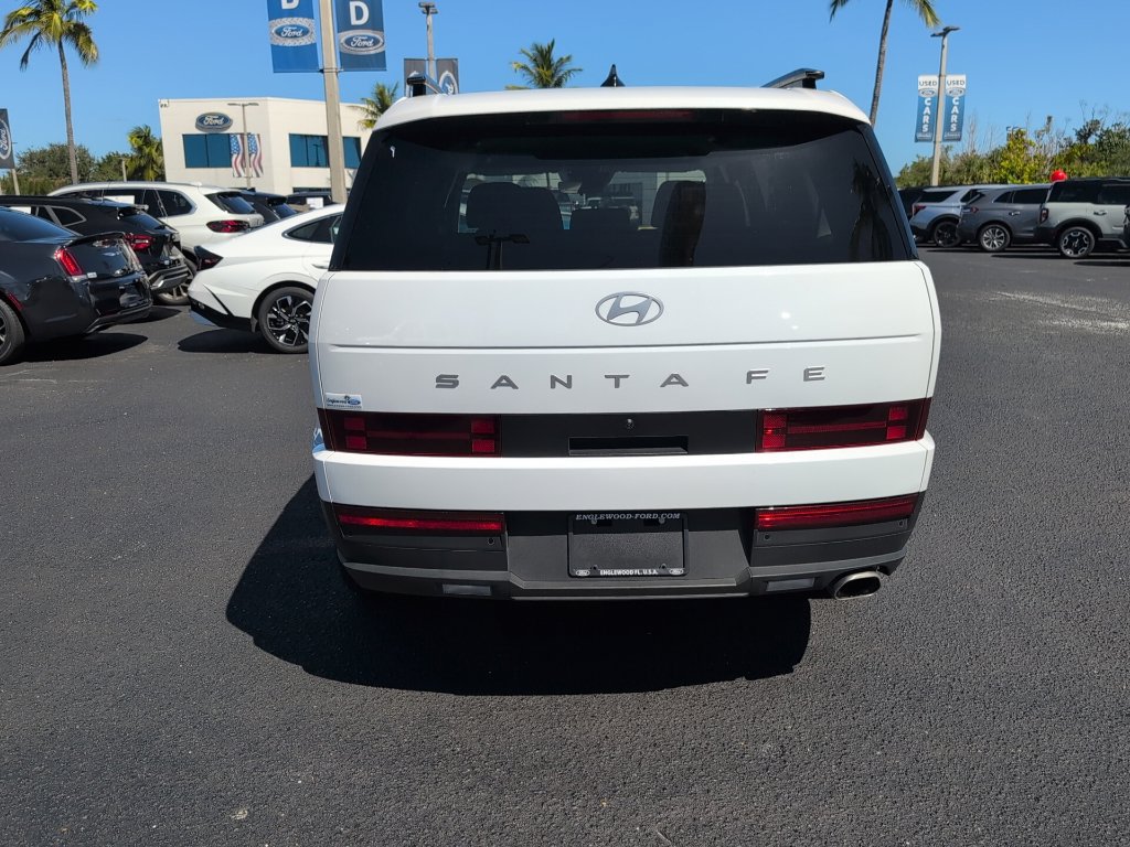 Used 2026 Hyundai Santa Fe SEL FWD image 4