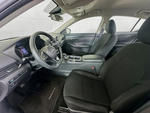 Used 2025 Nissan Sentra S image 13