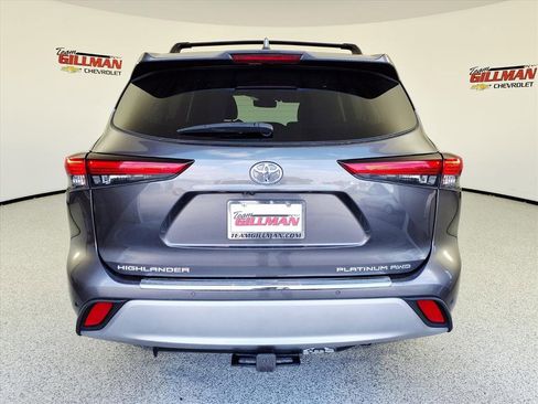 Used 2021 Toyota Highlander Platinum image 24
