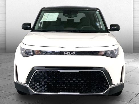Certified 2025 Kia Soul S FWD image 2