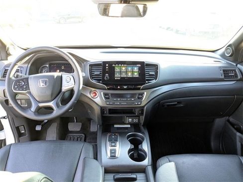 Used 2023 Honda Passport EX-L image 15