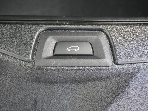 Used 2022 BMW X5 sDrive40i w/ Parking Assistance Package image 30