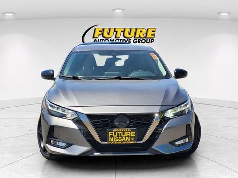 Certified 2022 Nissan Sentra SR FWD image 2