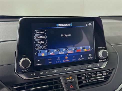 Used 2022 Nissan Altima 2.5 SV w/ SV Premium Package image 28