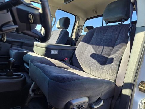 Used 2005 Dodge Ram 3500 Truck SLT w/ Quad Cab Big Horn Value Group image 10