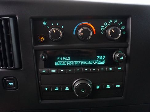 New 2025 Chevrolet Express 2500 Work Van image 12