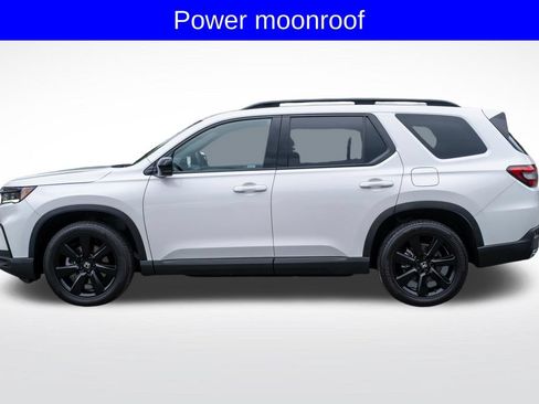 Used 2025 Honda Pilot Black Edition image 5