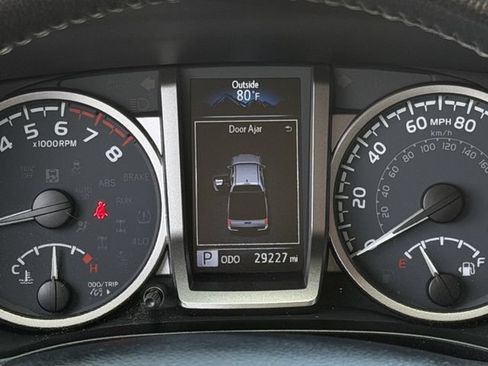 Used 2021 Toyota Tacoma SR5 RWD image 16