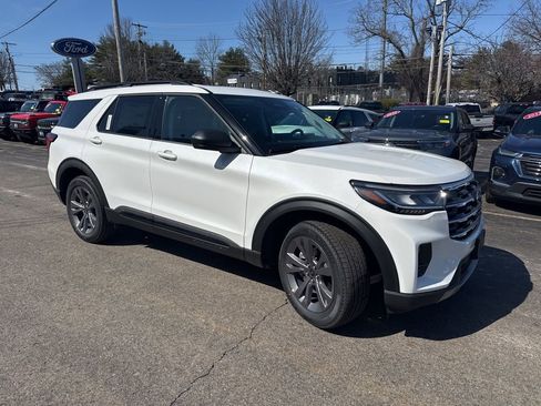 New 2026 Ford Explorer Active w/ Active Comfort Package AWD/4WD image 33