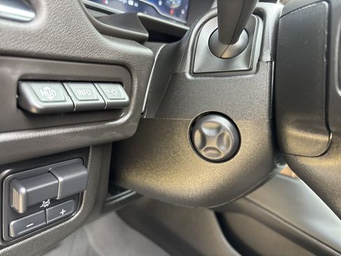 Used 2023 Chevrolet Tahoe High Country image 28