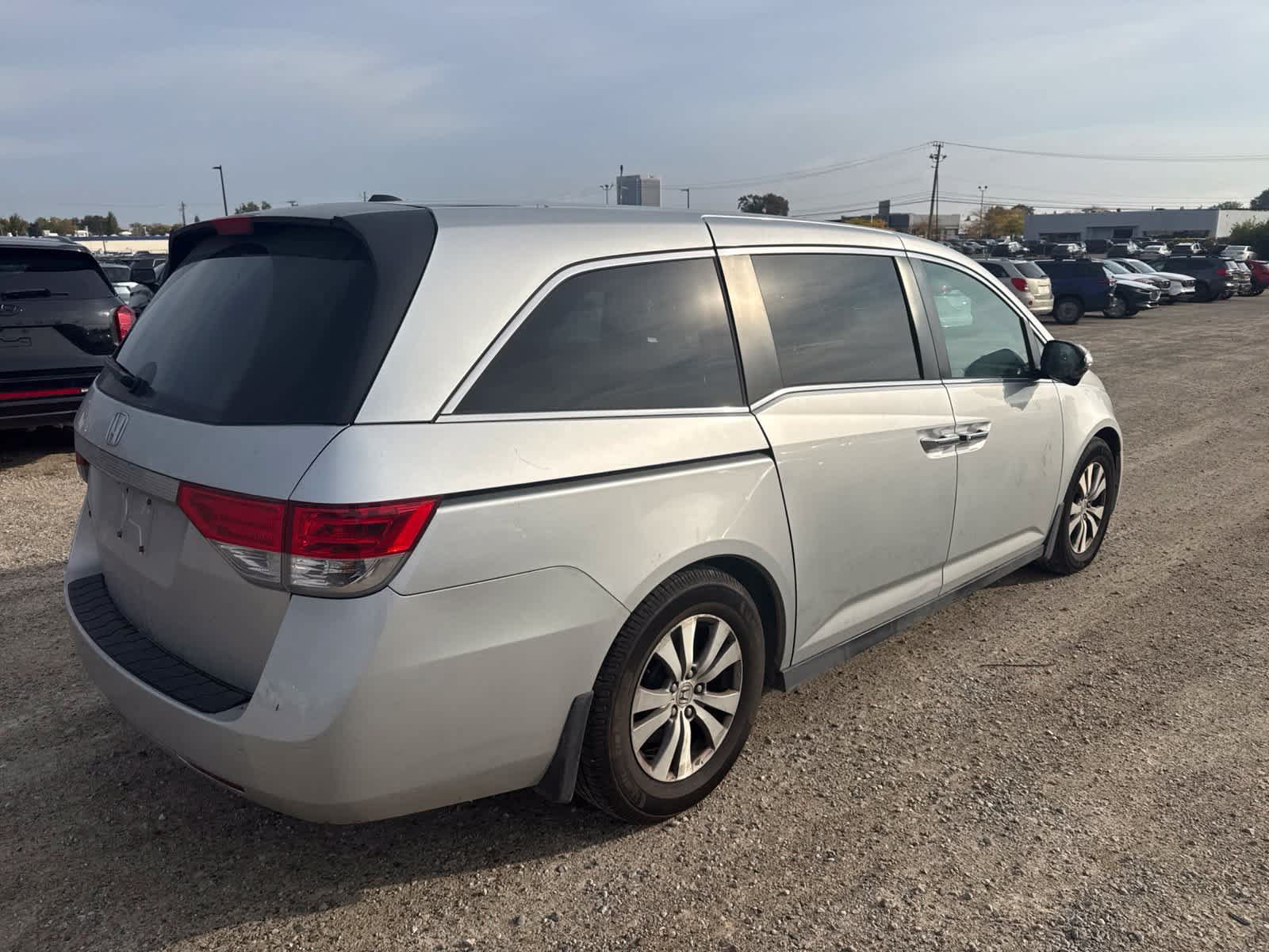 Used 2015 Honda Odyssey EX-L image 3