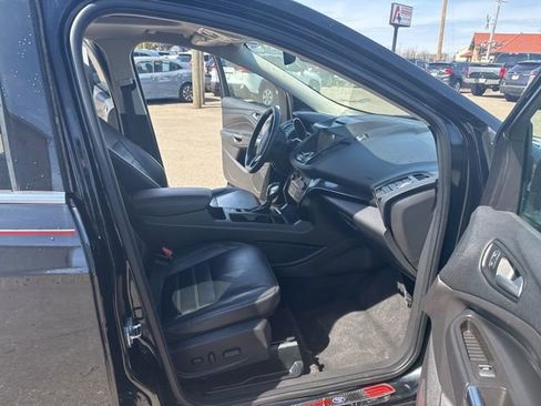 Used 2018 Ford Escape Titanium w/ Ford Safe & Smart Package image 15