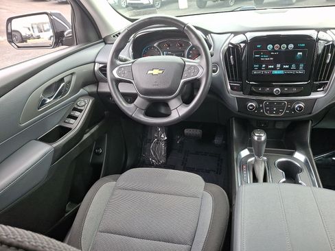 Used 2019 Chevrolet Traverse LT FWD image 10
