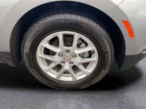 Used 2023 Chevrolet Equinox LT image 21