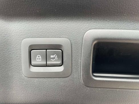 Used 2024 MAZDA CX-90 Plug-In Hybrid w/ Preferred AWD/4WD image 12