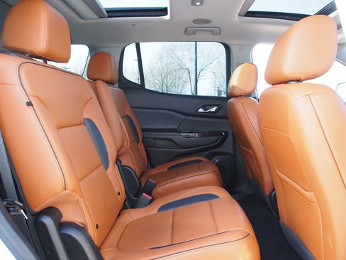 Used 2020 GMC Acadia AT4 w/ Driver Alert Package II image 13