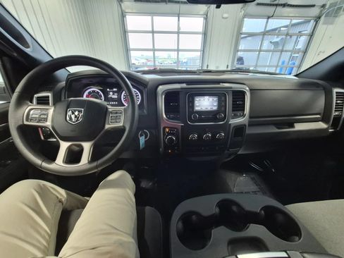 Used 2022 RAM 1500 Warlock AWD/4WD image 22